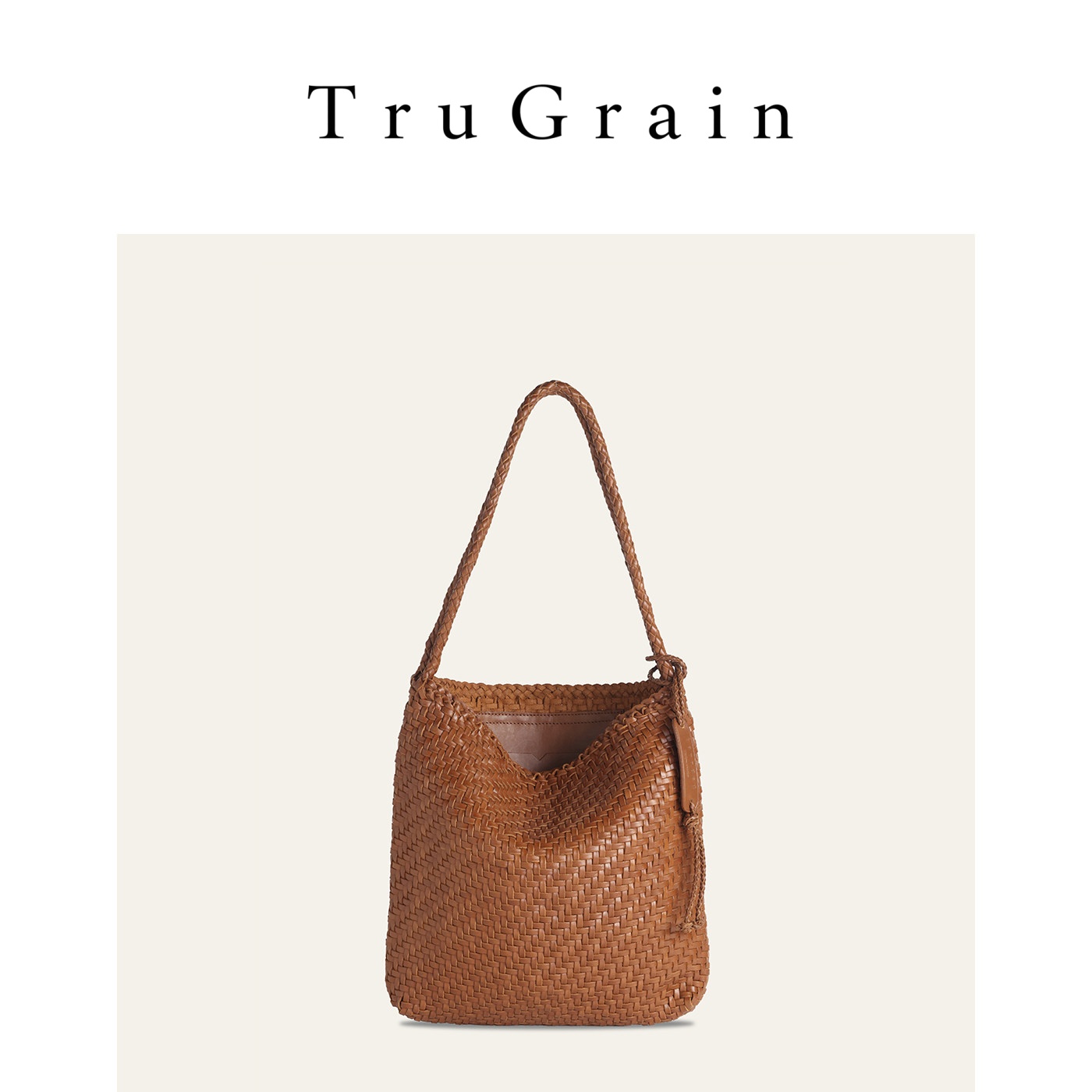 TG-016 handwoven straw bag